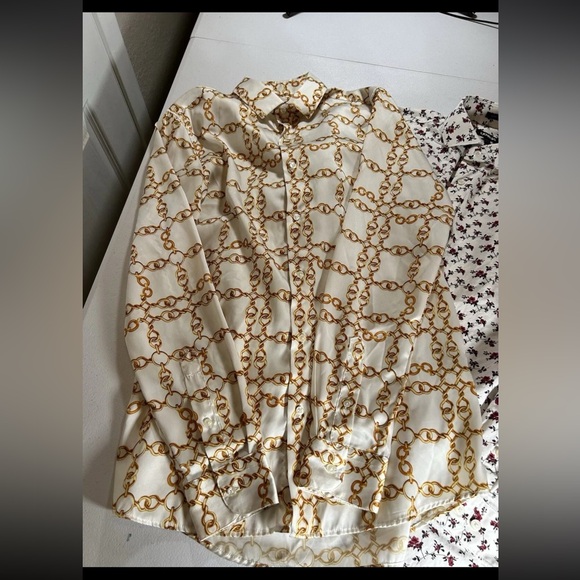 X2 express Zara Men's Gold Chain Button Down Shirt Sz s - Picture 2 of 9